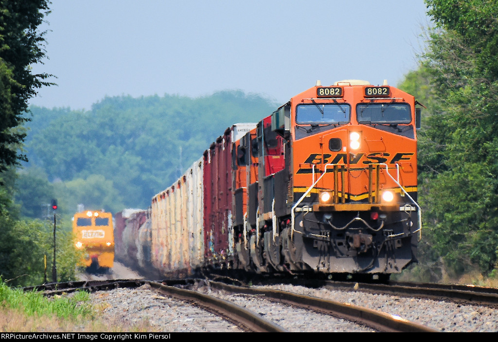 BNSF 8082